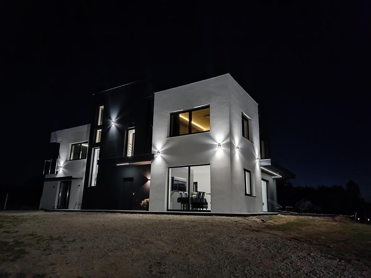 Modern Rancho - Apartamenty Nad Rzeka, Przy Stadninie Koni Kruszyna  Екстер'єр фото